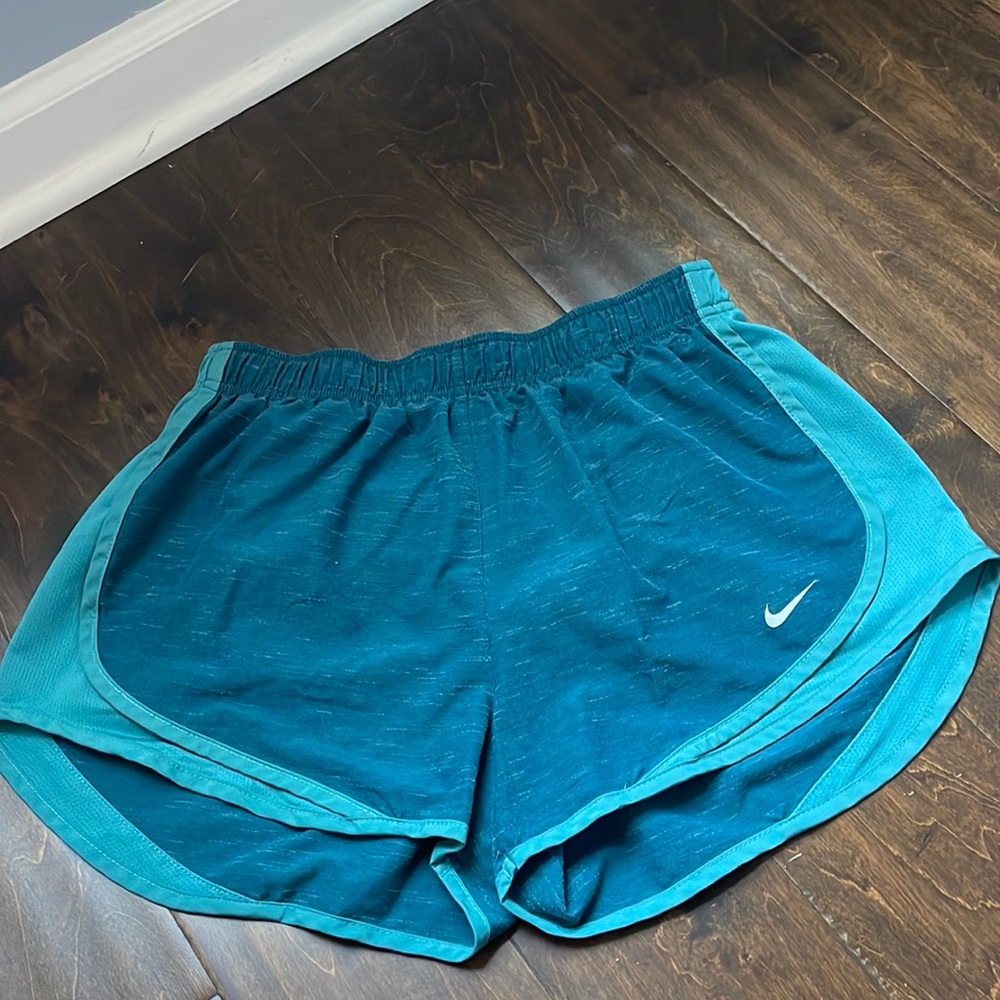 Nike tempo shorts